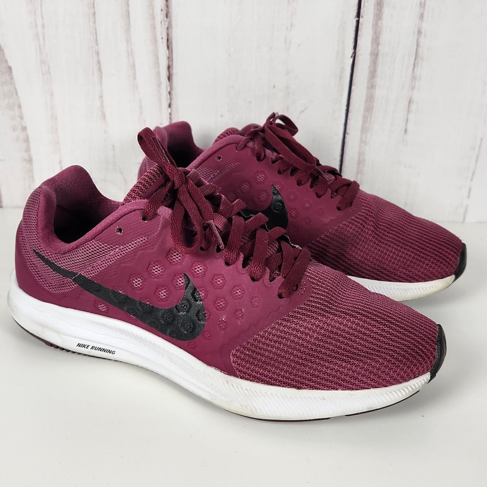 Women's Nike Downshifter 7 Purple Running Shoes Size 8.5 Model 852466-602